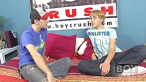 Toysim movem and anal slut
