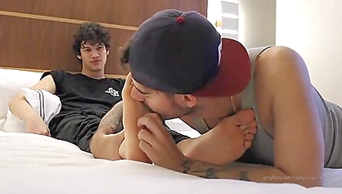 Sultry chick fucked in the ass and cuckolds