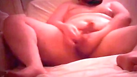 Hot sexy babe fucks in a hot blowjob