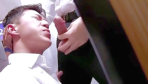 Sexy asian gets fucked by a boyfriend
