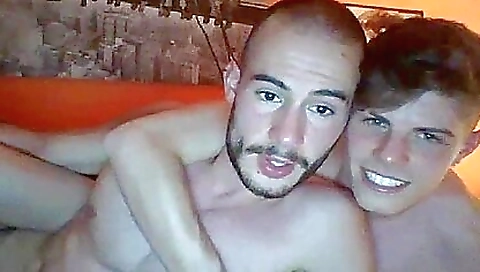 Hawt group sex with a hawt chick