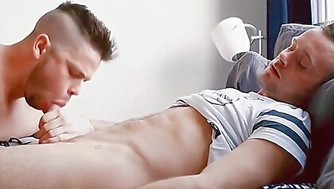 Hawt sweetheart porn scene of cum in the fores hand